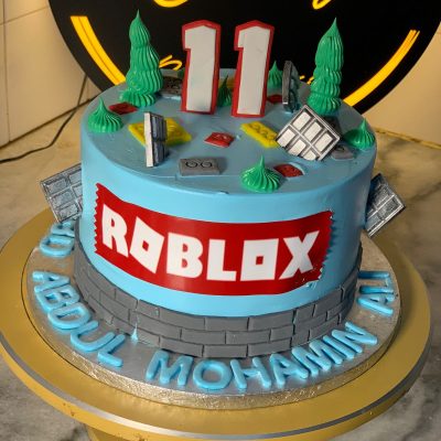 Roblox Cake